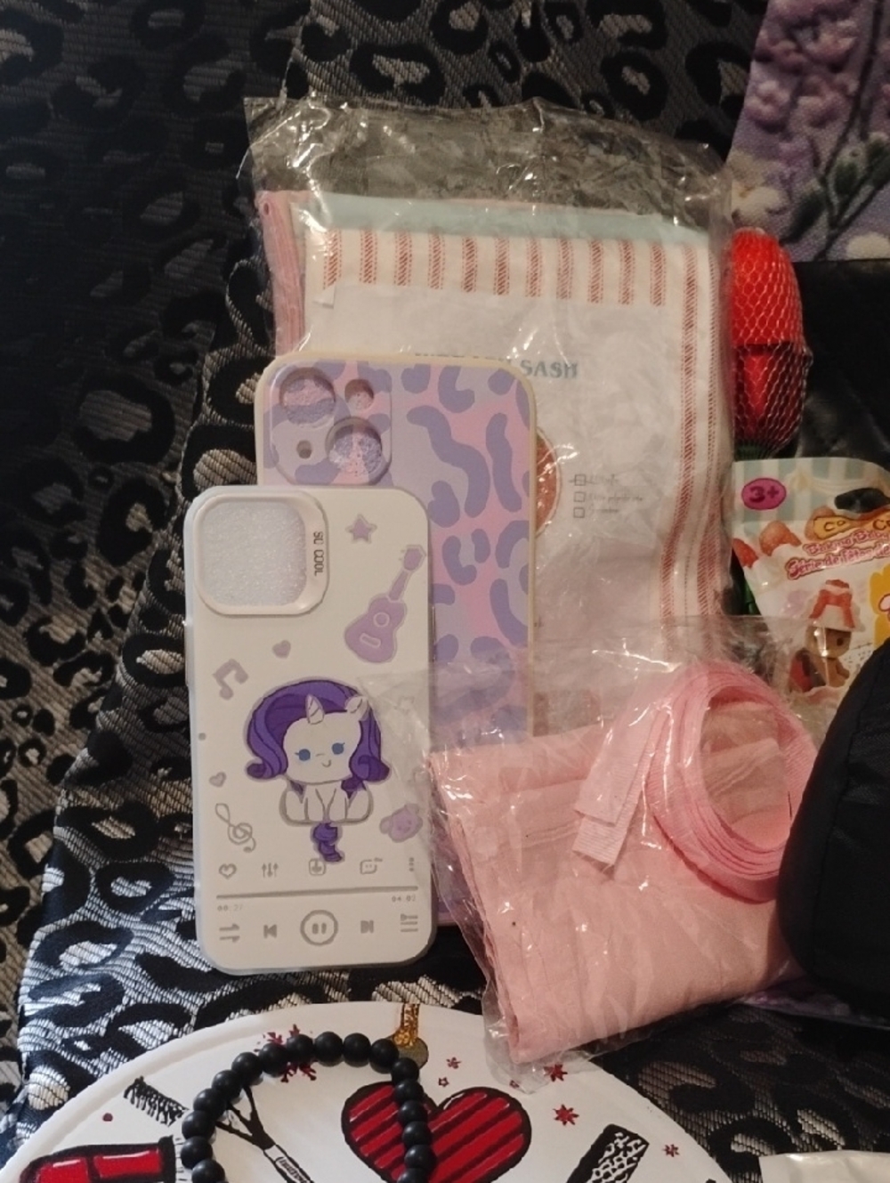 Bundle A - Picture 2 of 7